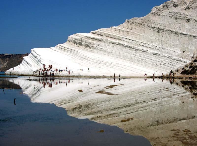 Bed and Breakfast Un Tuffo Alla Scala Dei Turchi Реальмонте Экстерьер фото